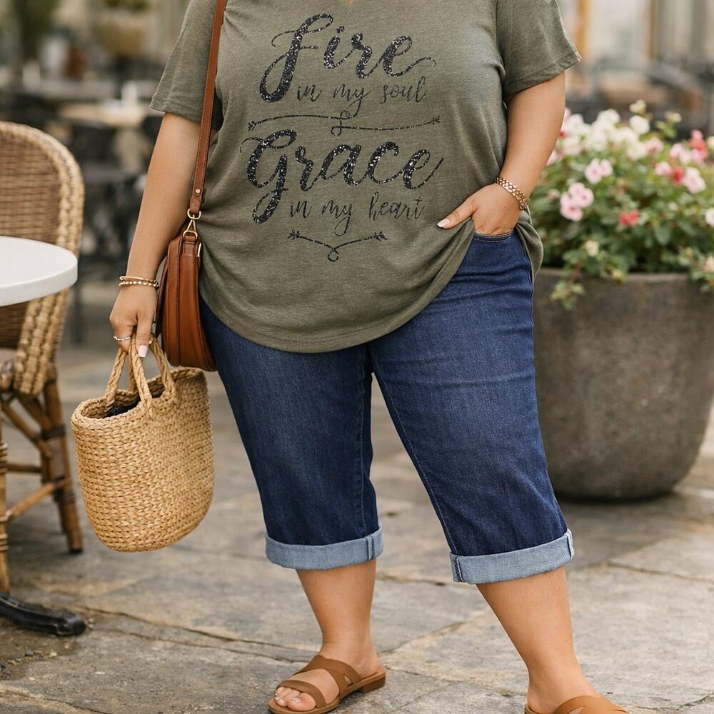 Maurices Fire In My Soul Graphic Tee Womens 2X Green Shirt NWT Plus